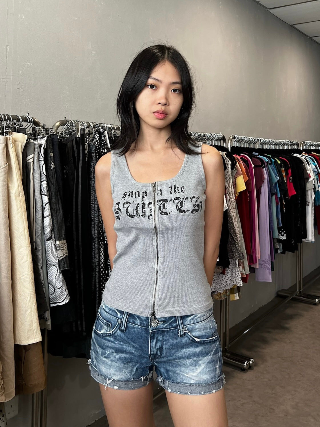 y2k grey zip up tank